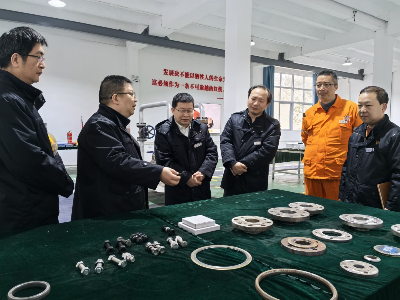 泸天化股份公司到弘旭公司调研指导工作(图3)